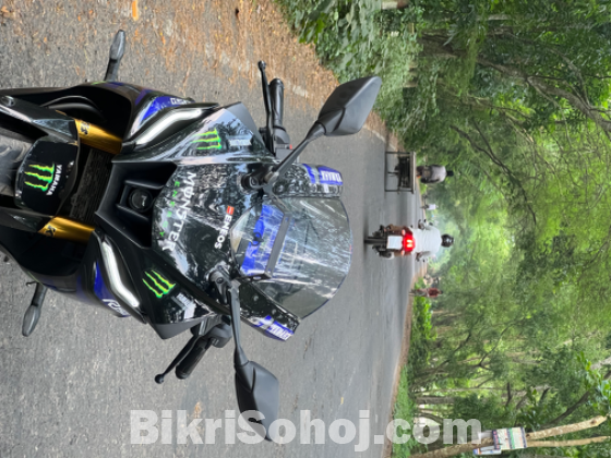 Yamaha R15M monster